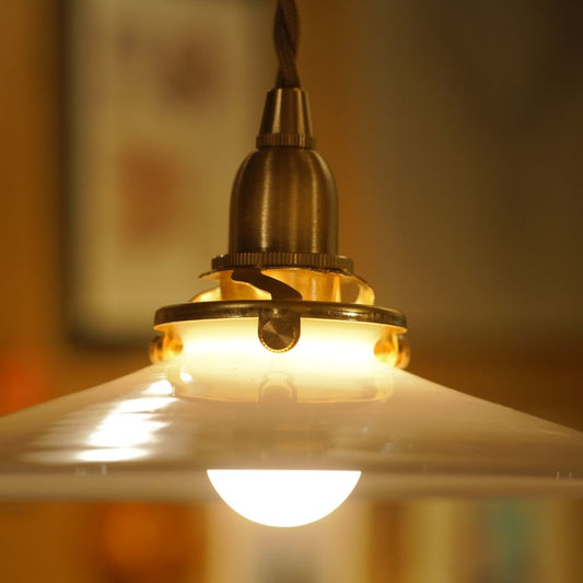 ミルクガラス|ビンテージ・シェード|ペンダントライト