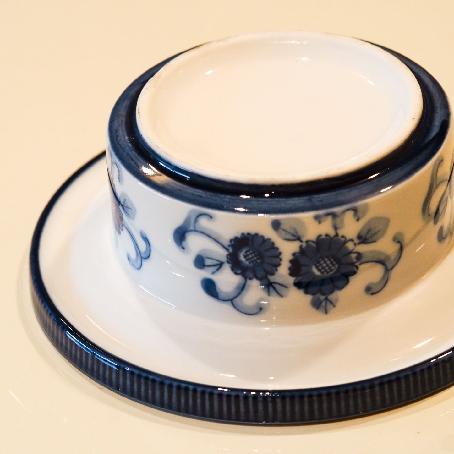Unknown place of production | Blue and white porcelain | Floral pattern | Pendant light