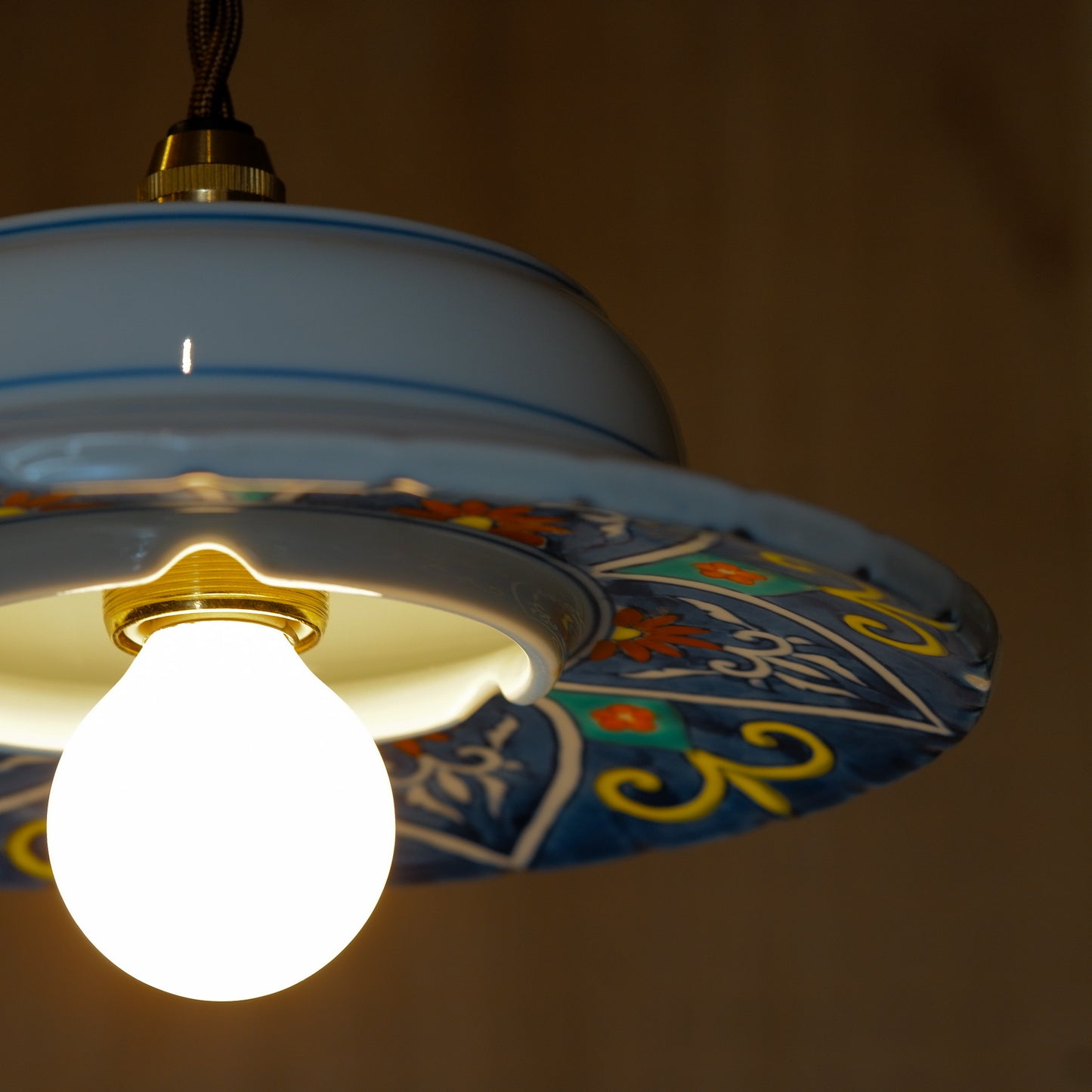 Arita ware | Eizan | Exotic atmosphere | Pendant light