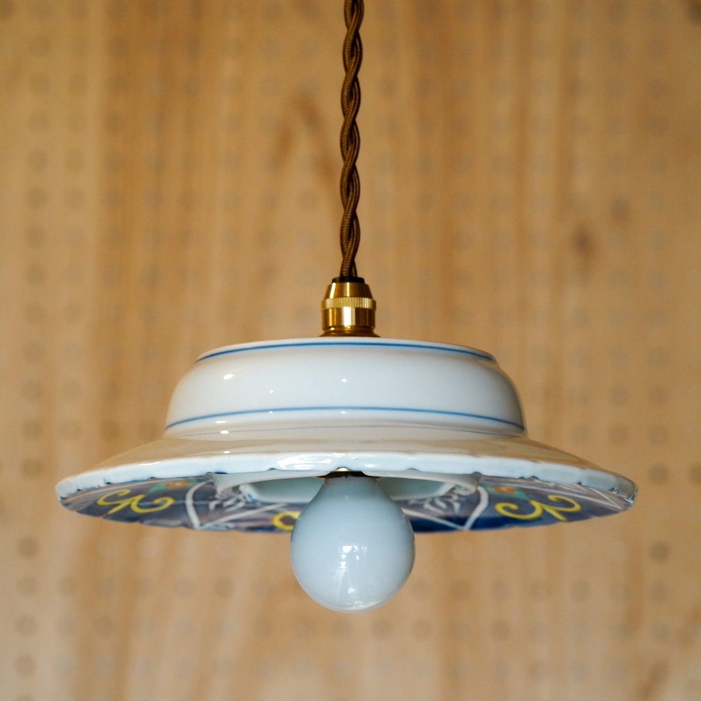 Arita ware | Eizan | Exotic atmosphere | Pendant light