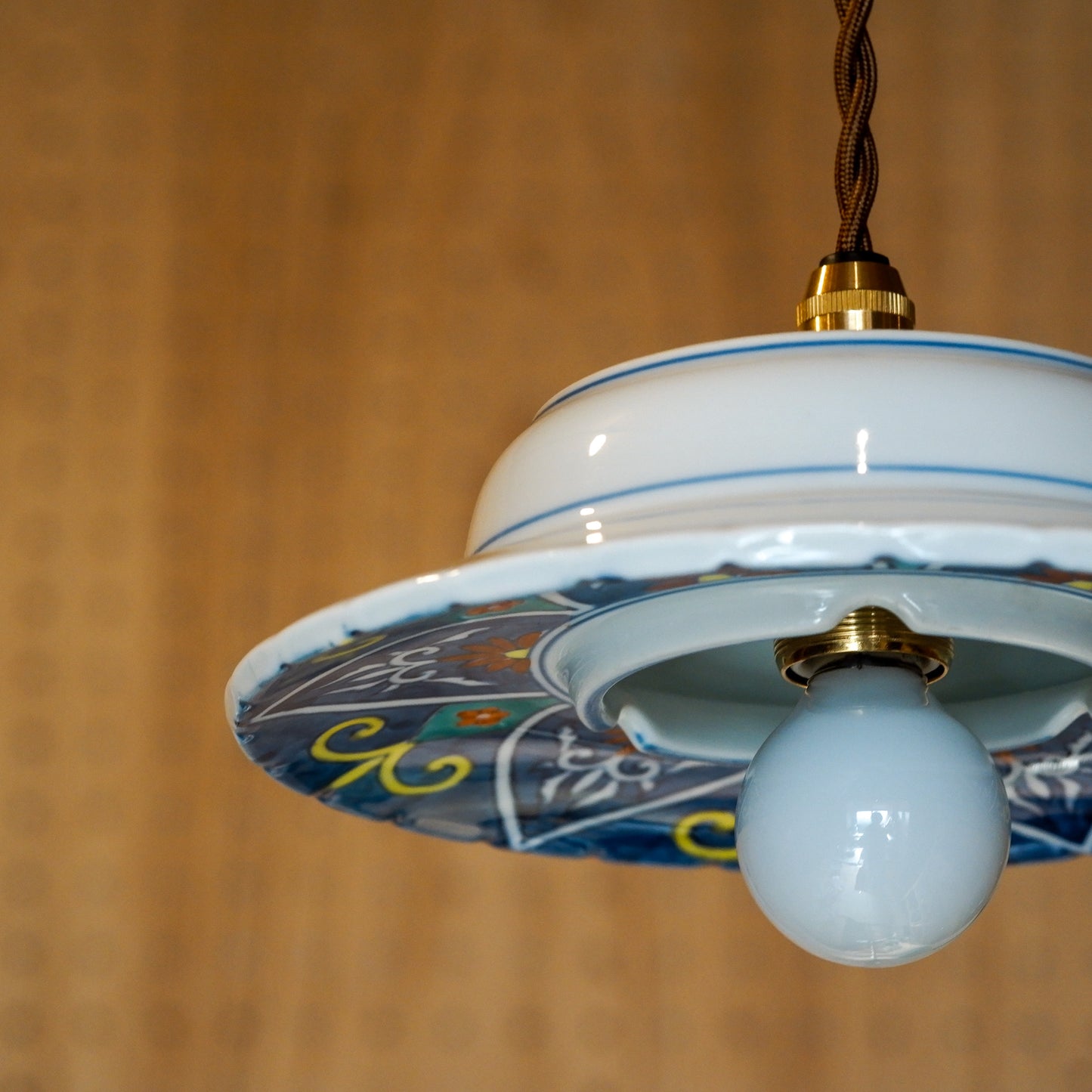 Arita ware | Eizan | Exotic atmosphere | Pendant light