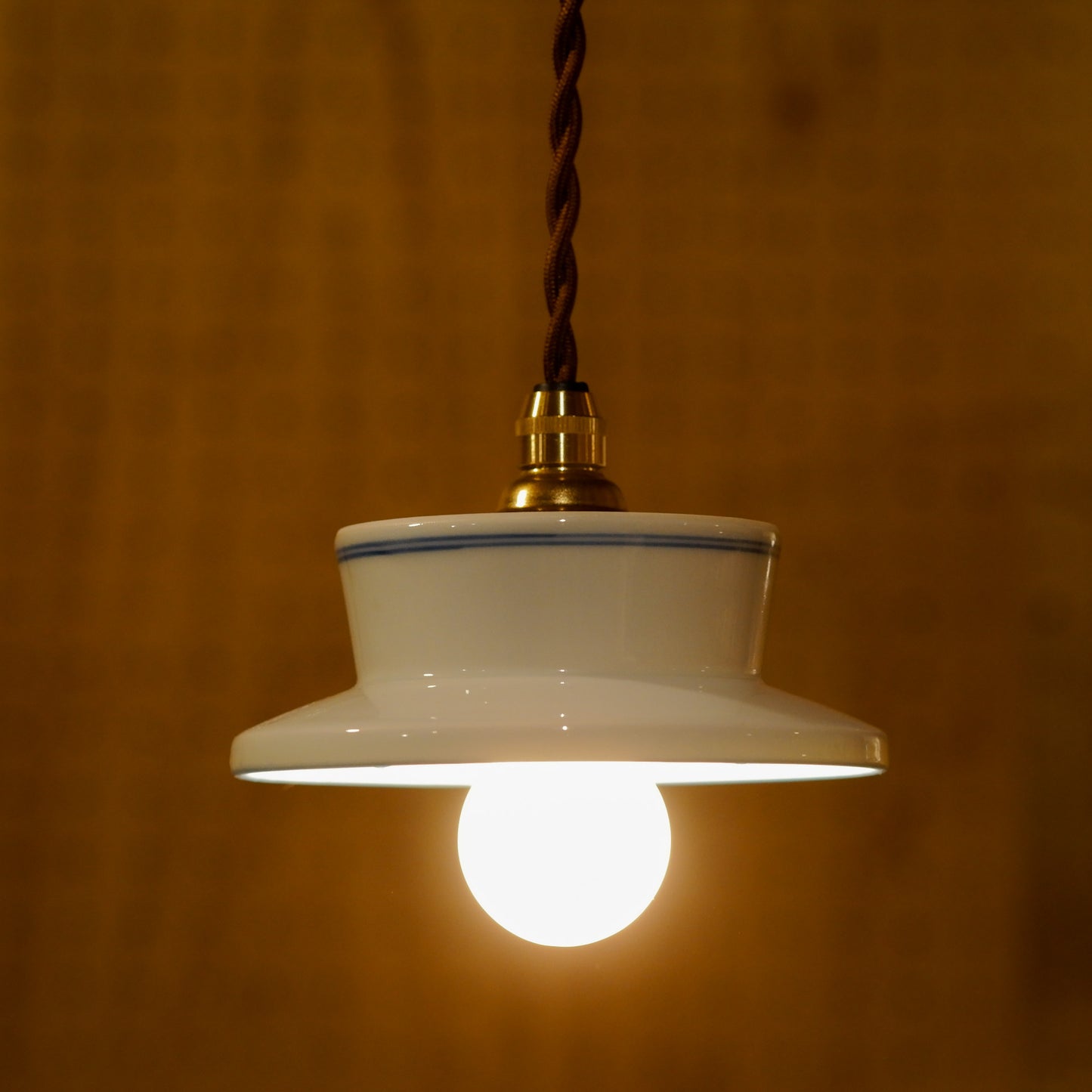 Arita ware | Golden green landscape | Pendant light