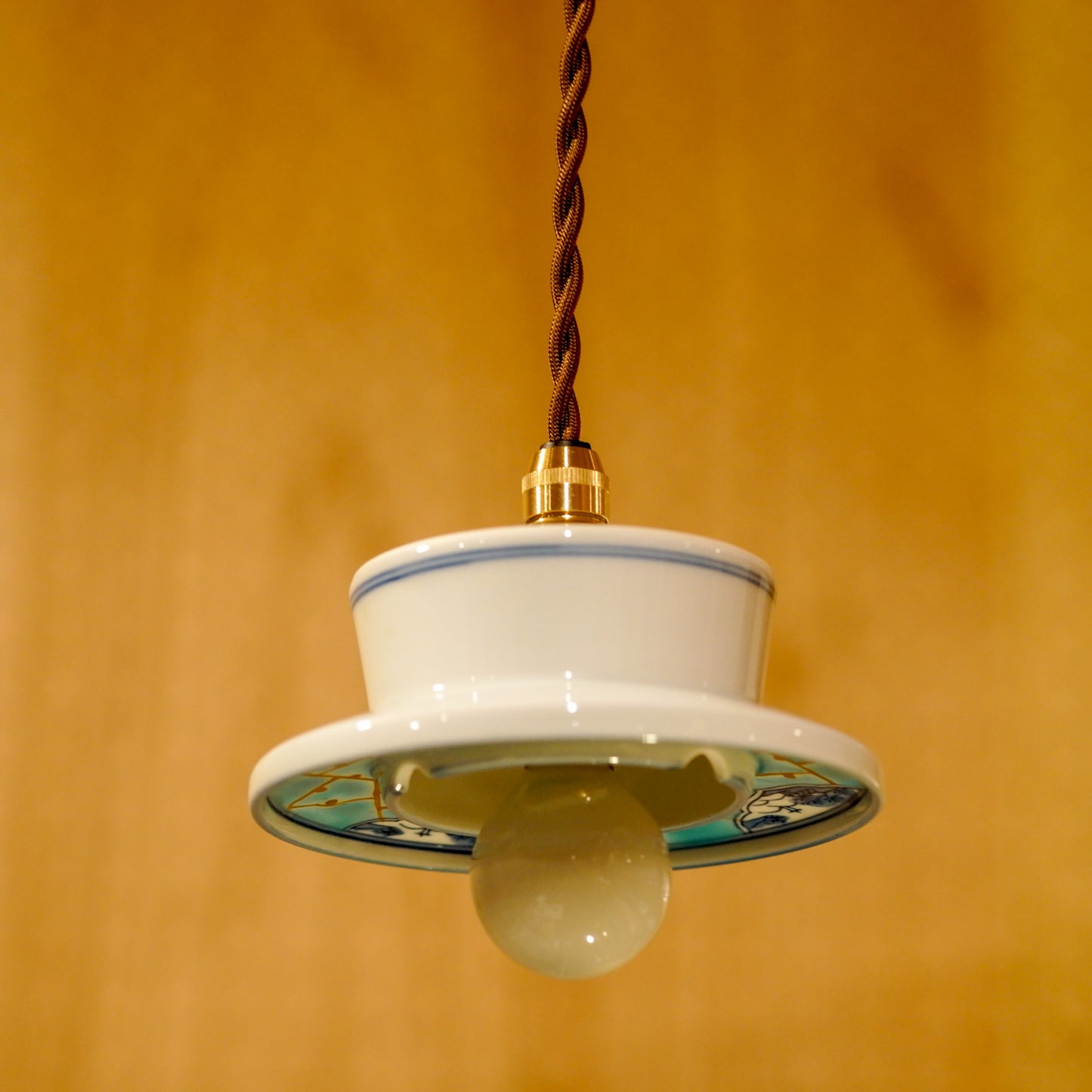 Arita ware | Golden green landscape | Pendant light