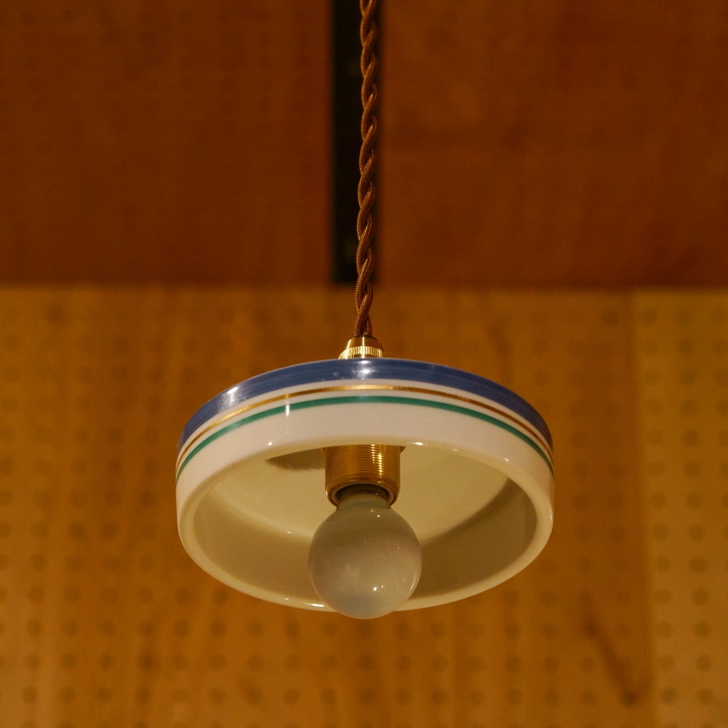 Mino ware | Daikichi kiln | Blue, green, gold | Pendant light