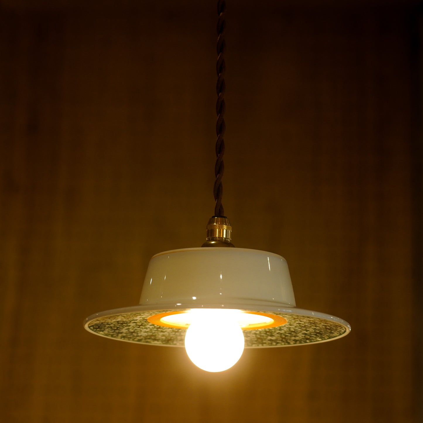 Hasami ware | Hakusan pottery | Pop | Modern | Pendant light