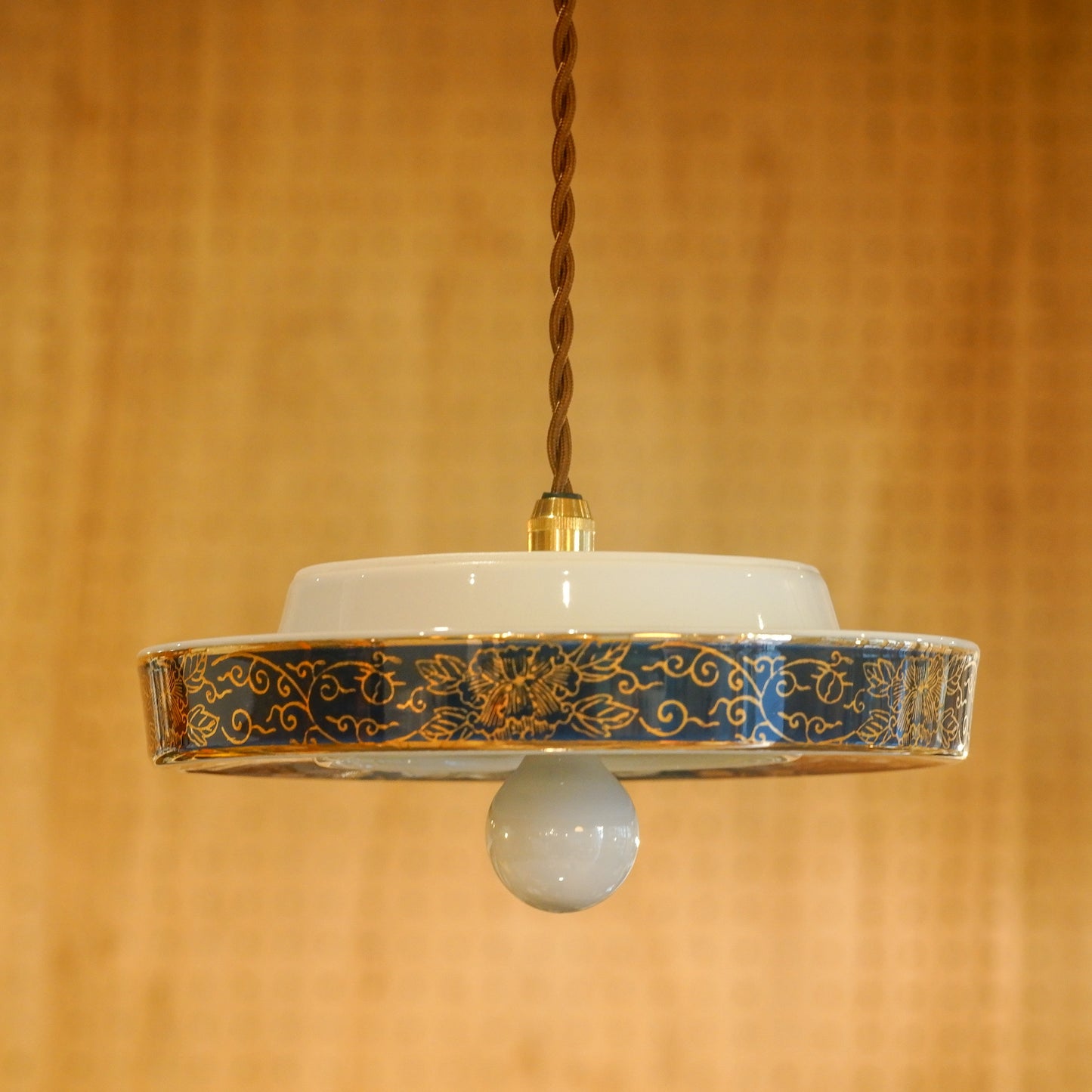 Arita ware | Shuho | Indigo and red | Pendant light