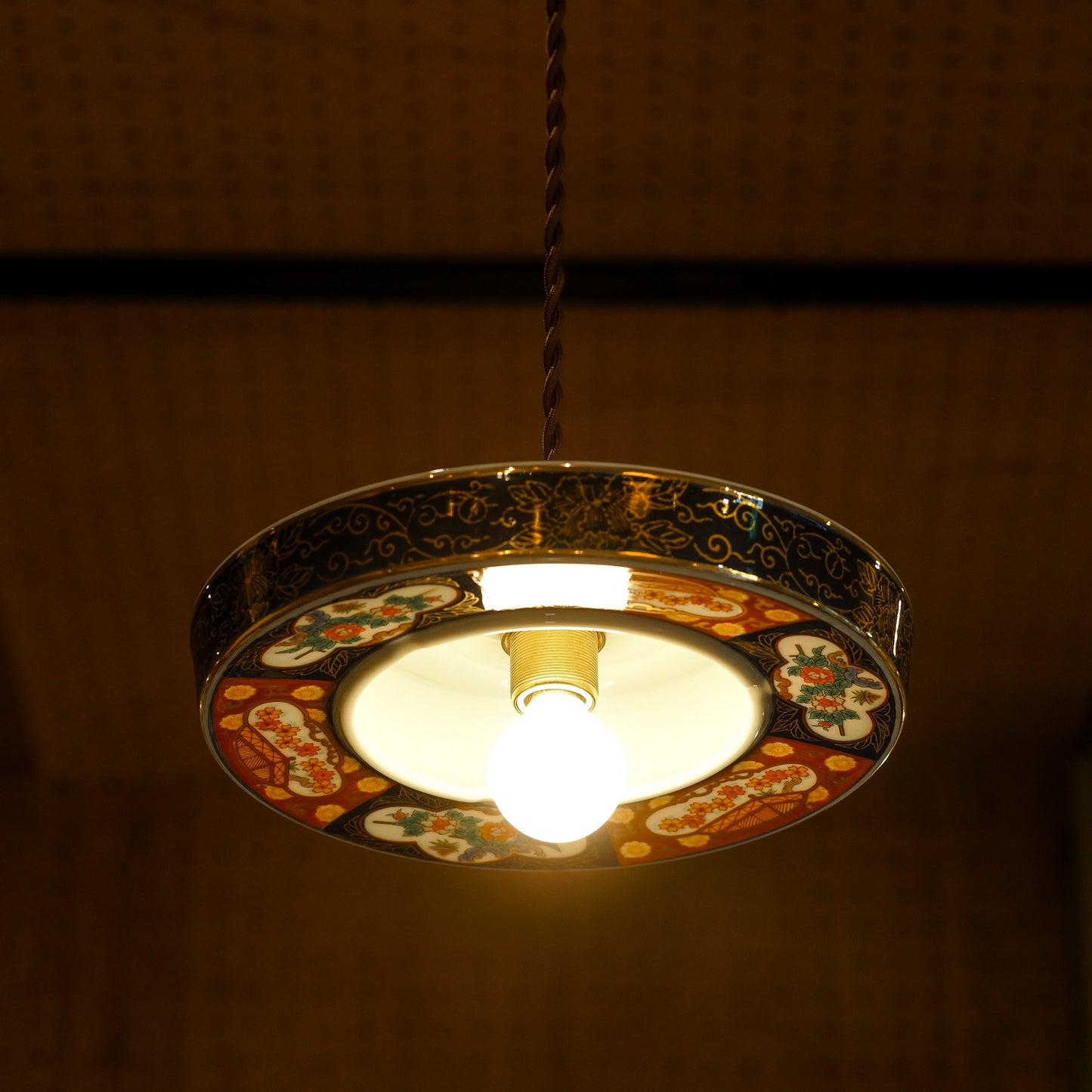 Arita ware | Shuho | Indigo and red | Pendant light