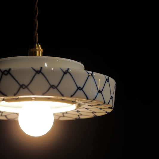 美濃焼(?)|網目文様|白磁|藍|染付|ペンダントライト