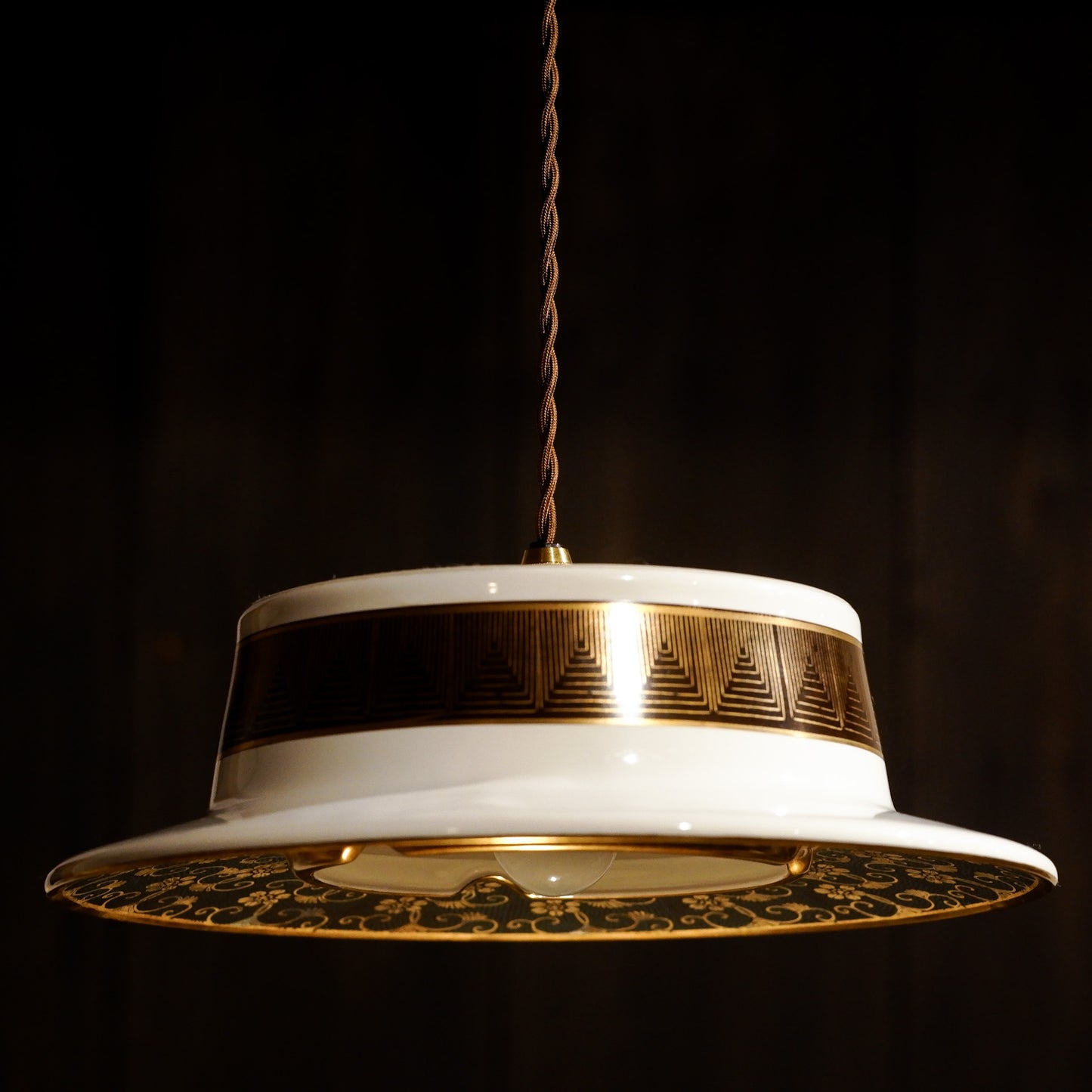 Kutani ware | Kutani Koryu | Blue grain | Gold decoration | Large plate | Pendant light
