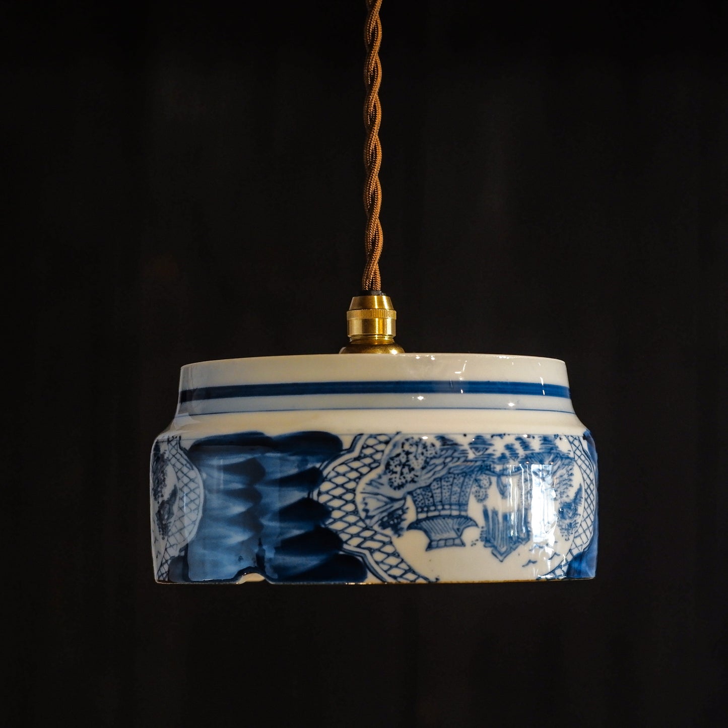 Arita ware | Seitouen | Landscape design | Pendant light
