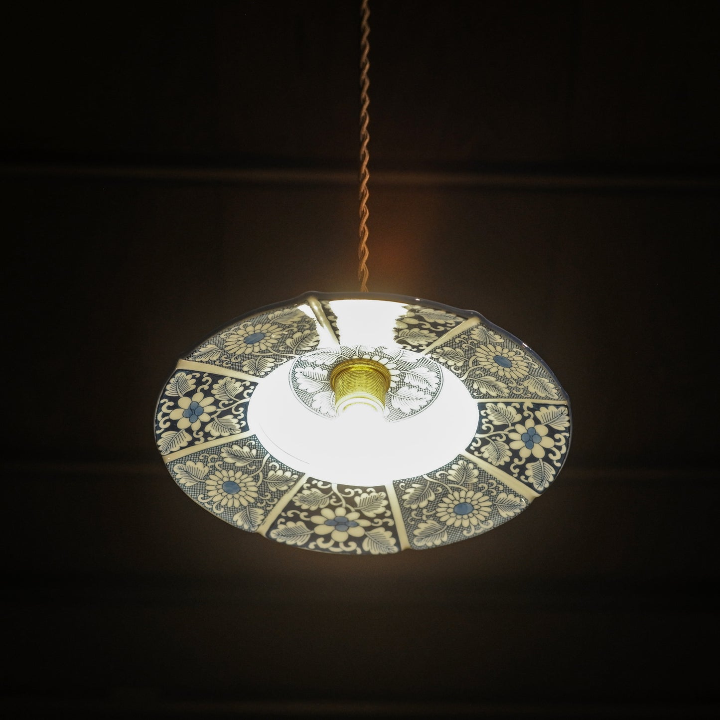 Arita ware | Eizan | Indigo | Flowers | Pendant light