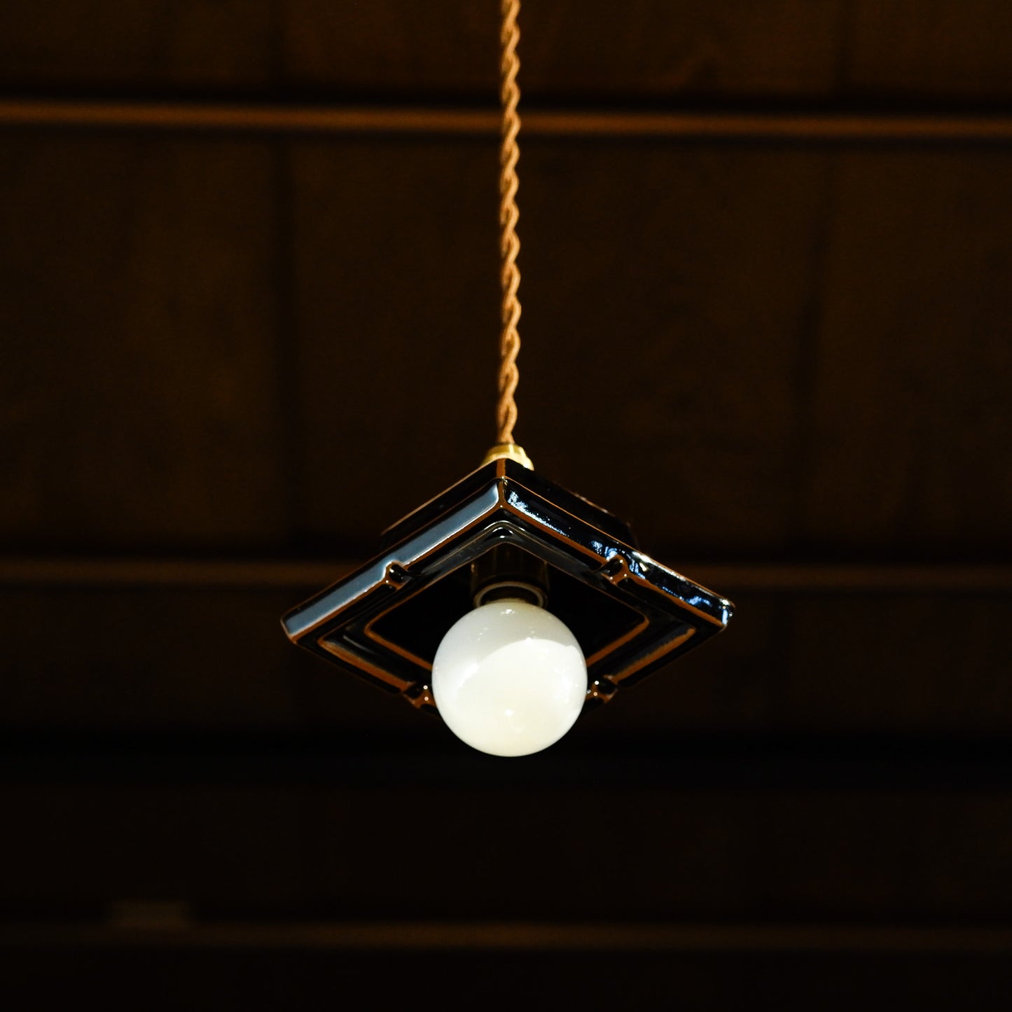 Place of production unknown | Corner | Black glaze | Pendant light