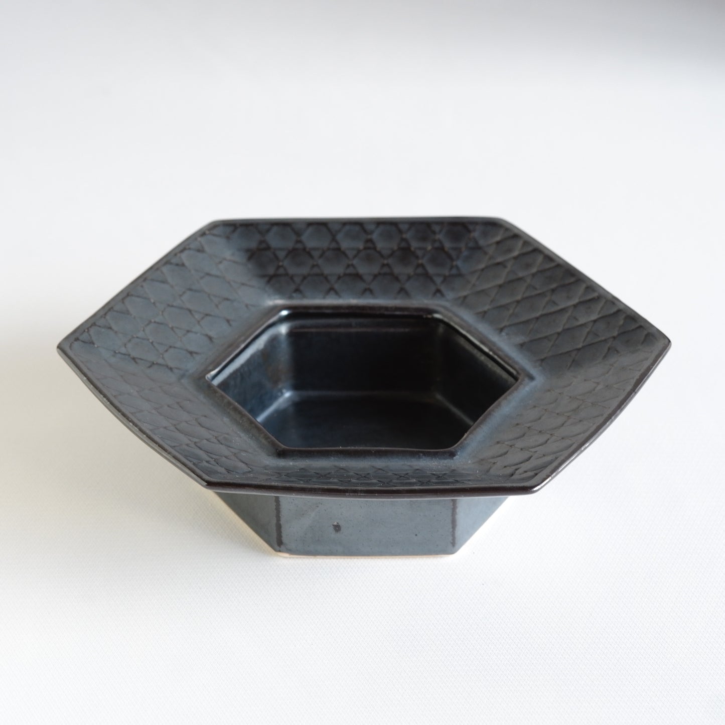 Unknown location | Black | Hexagonal | Pendant light