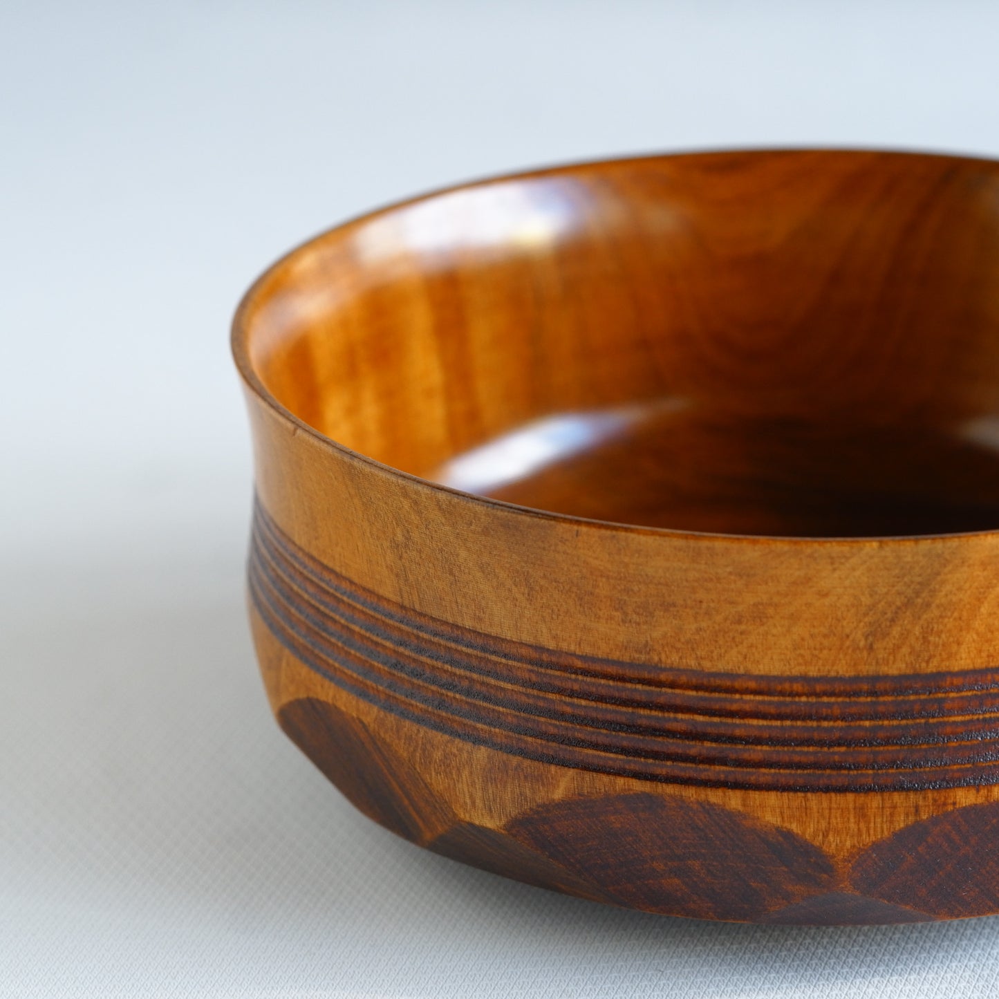 Place of manufacture unknown | Candy dish | Woodwork | Pendant light
