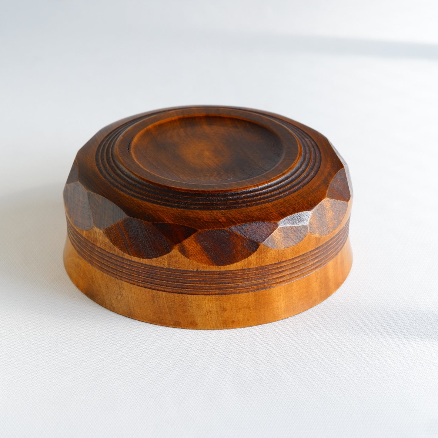Place of manufacture unknown | Candy dish | Woodwork | Pendant light