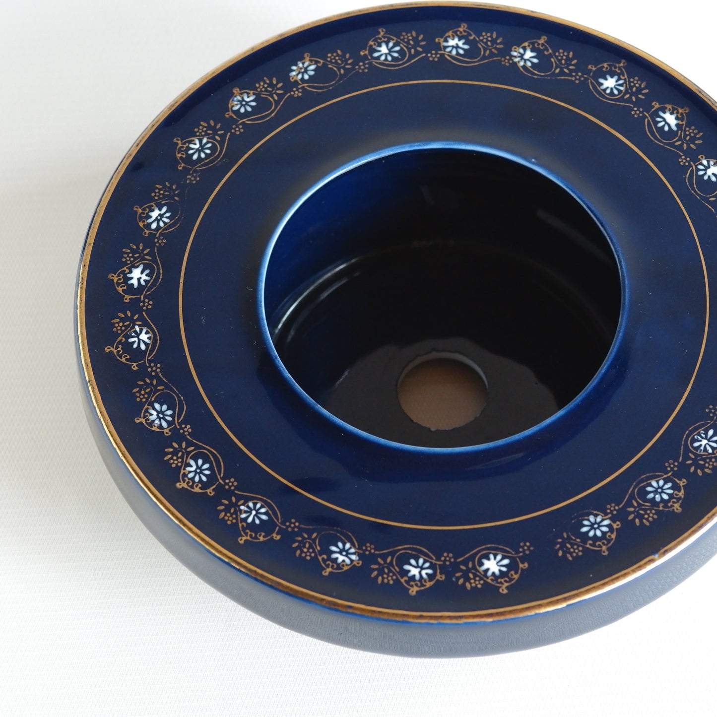 Unknown place of production | Lapis Lazuli | Small flower | Pendant light