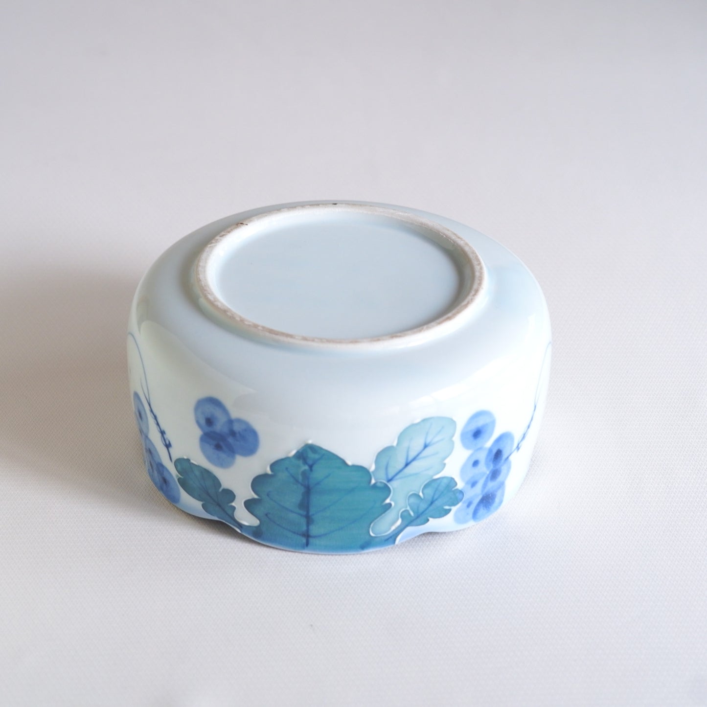 Unknown place of origin | Grape | Handmade | Pendant light