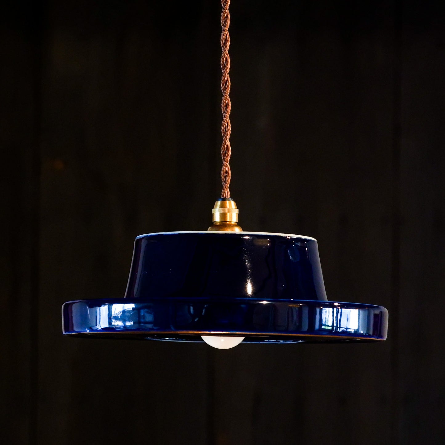 Unknown place of production | Lapis Lazuli | Small flower | Pendant light