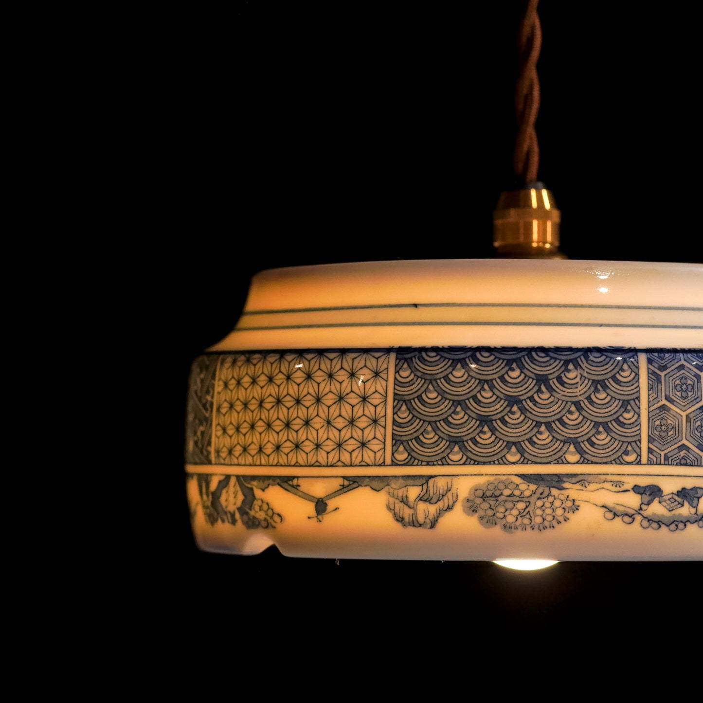 Arita ware | Huangshan | Traditional pattern | Transparent | Pendant light