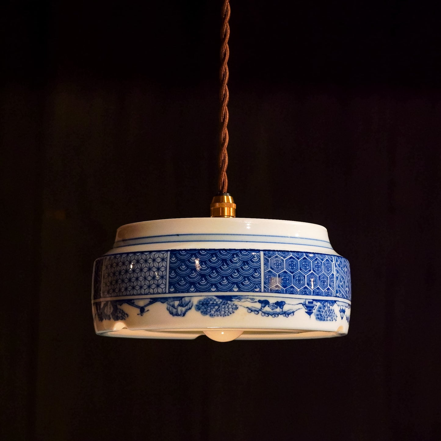 Arita ware | Huangshan | Traditional pattern | Transparent | Pendant light