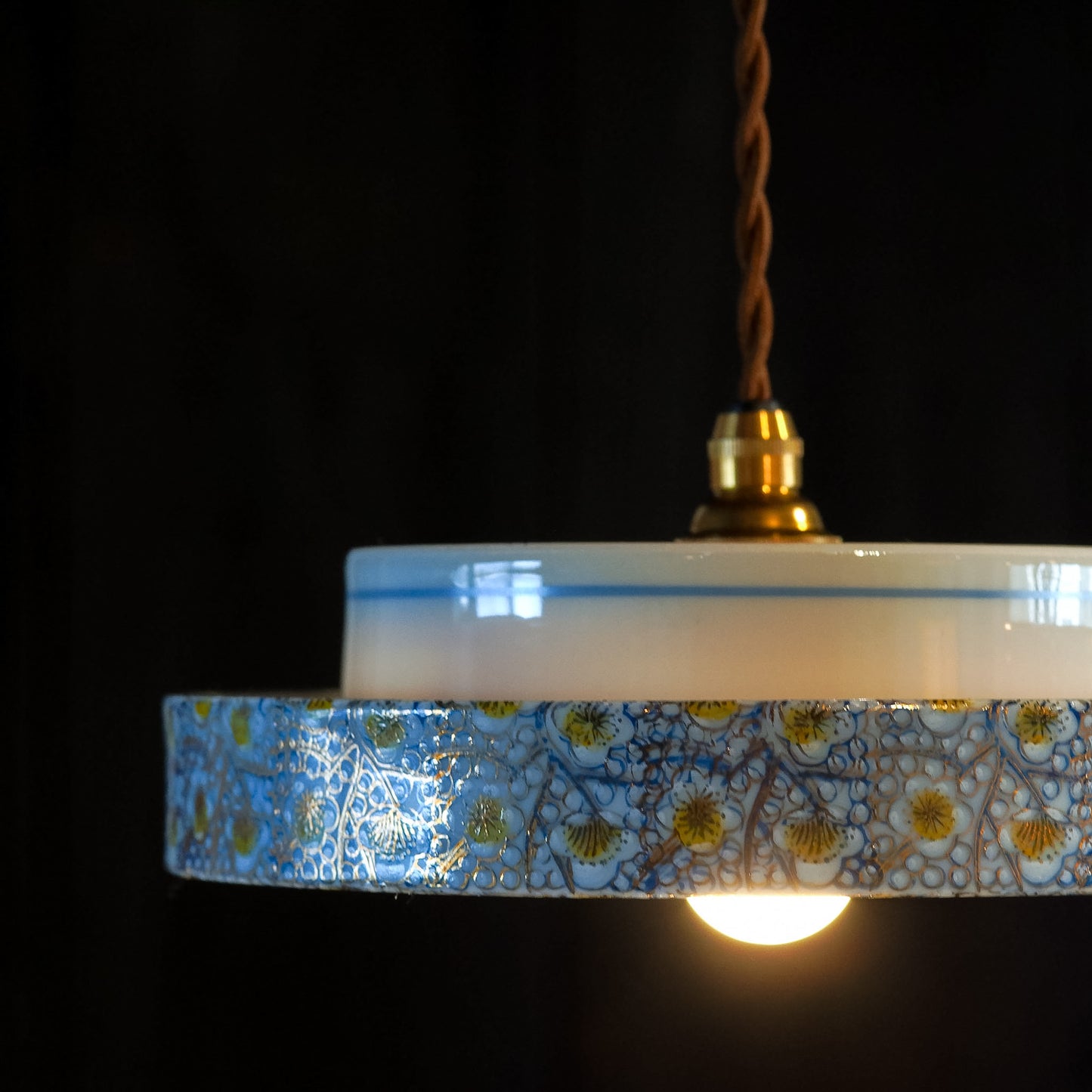Kutani ware | Kutani Senryu | Plum blossoms | Blue, yellow, and gold | Pendant light