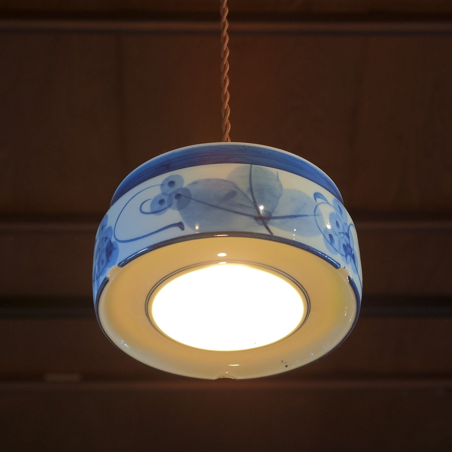 Arita ware | Seitouen | Grape | Blue and white | Pendant light