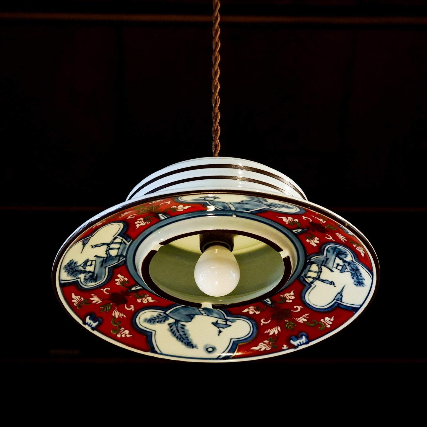 Arita ware | Dragon | Landscape design | Red and blue | Pendant light