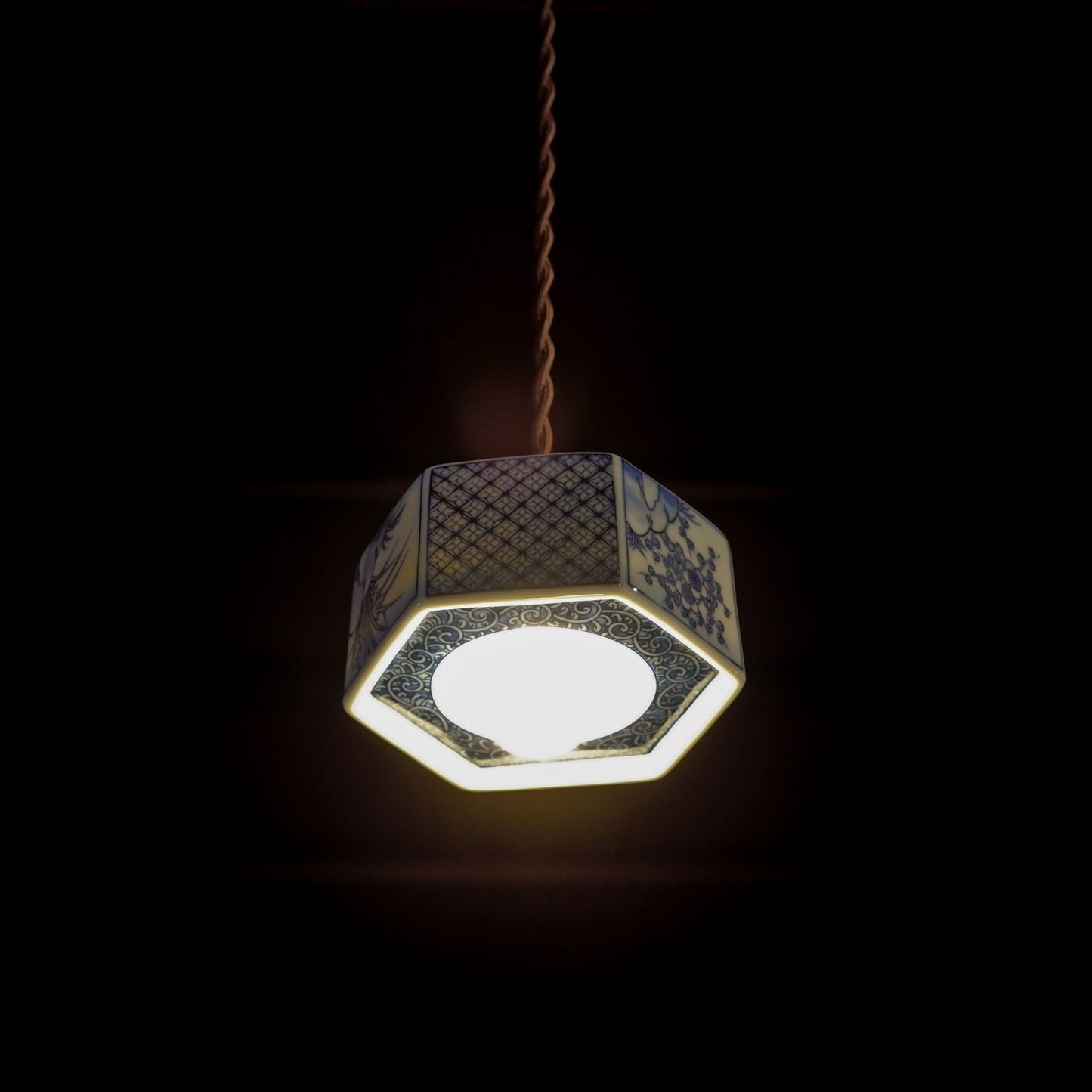 Mino ware | Toraku | Seigaiha | Mesh pattern | Pendant light