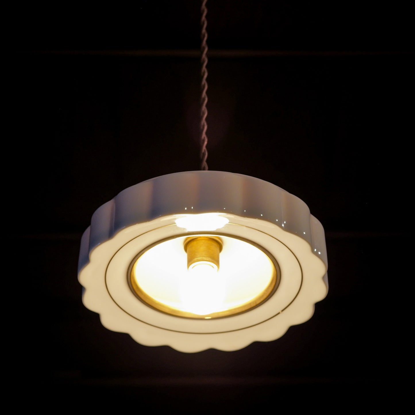 Noritake | White porcelain | Pleated | Pendant light