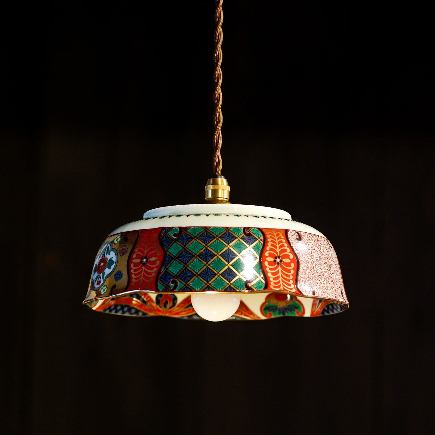 Arita ware | Blue and blue | Gold decoration | Serving bowl | Pendant light