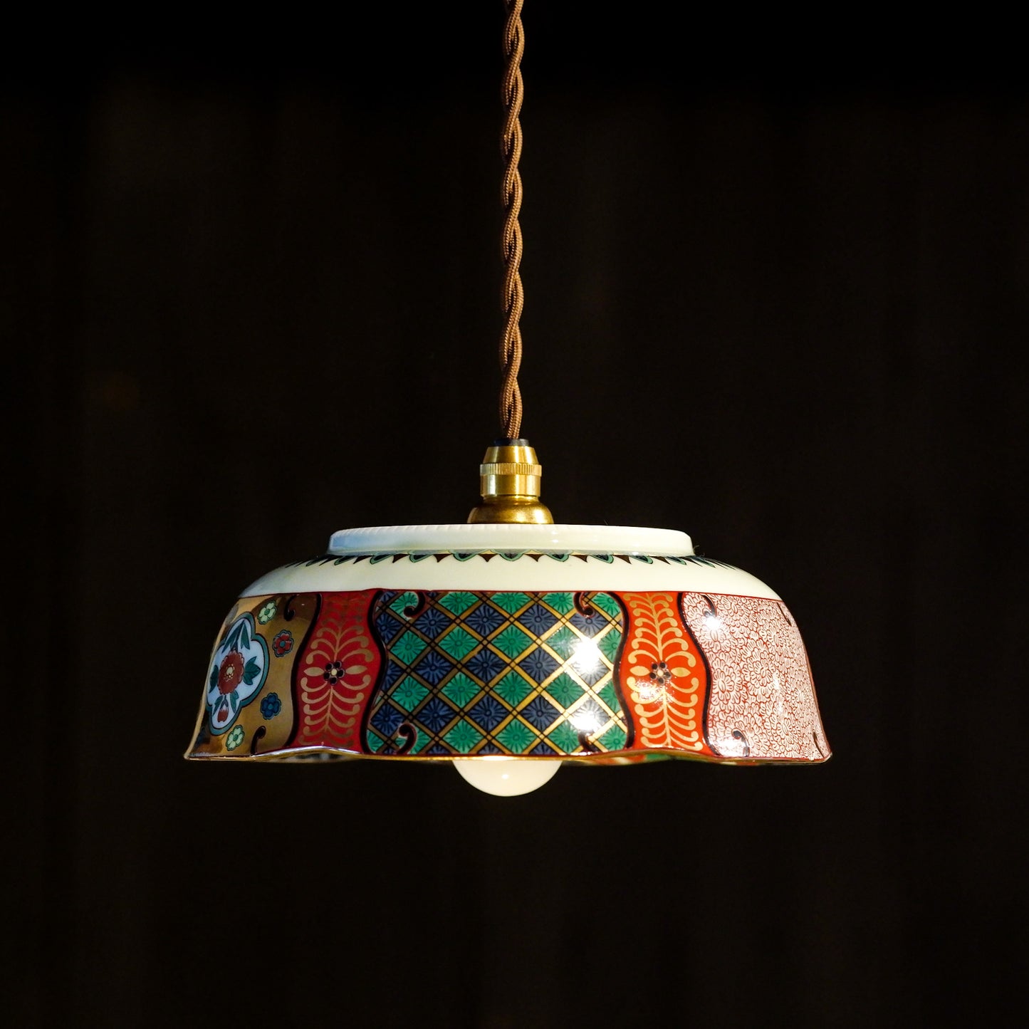 Arita ware | Blue and blue | Gold decoration | Serving bowl | Pendant light