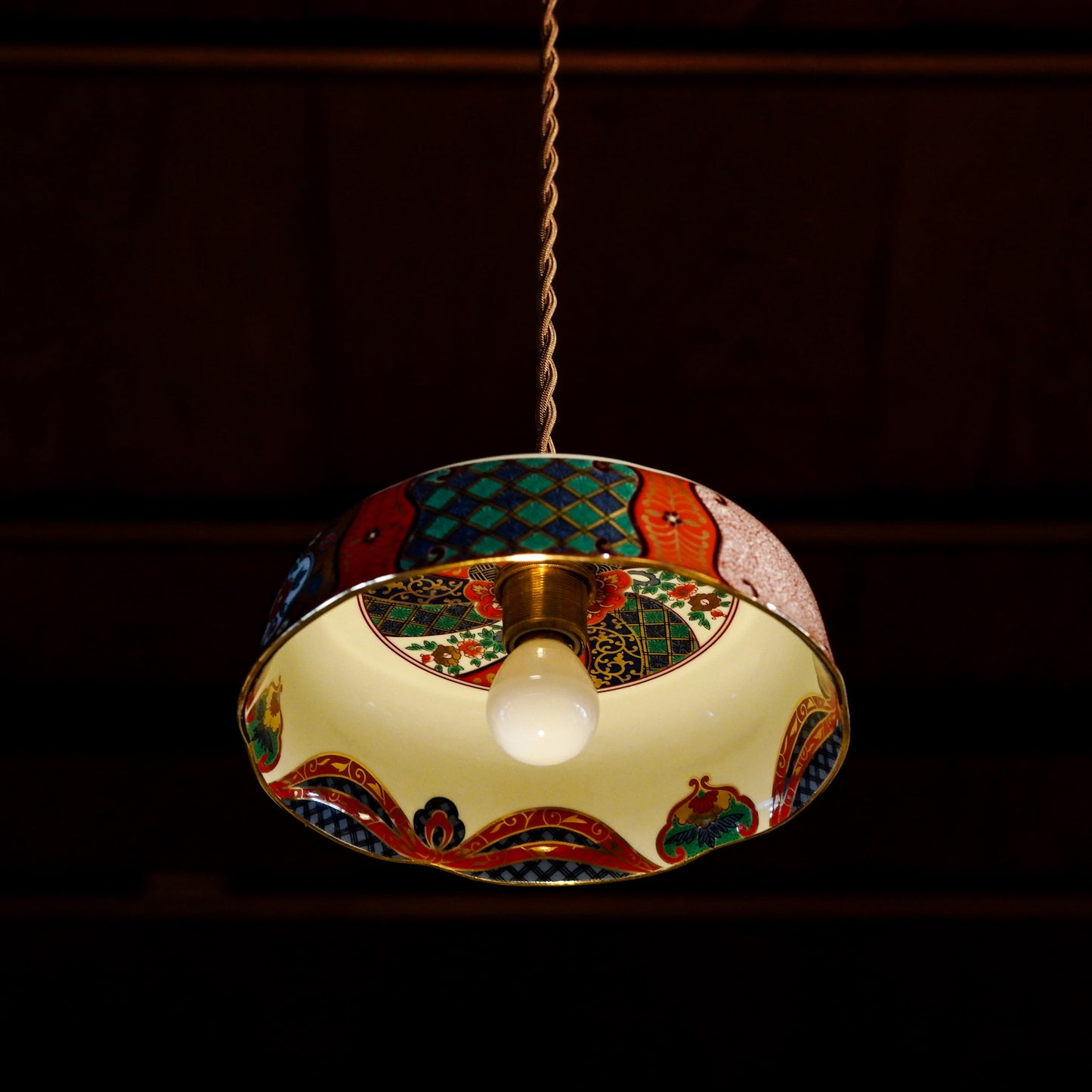 Arita ware | Blue and blue | Gold decoration | Serving bowl | Pendant light