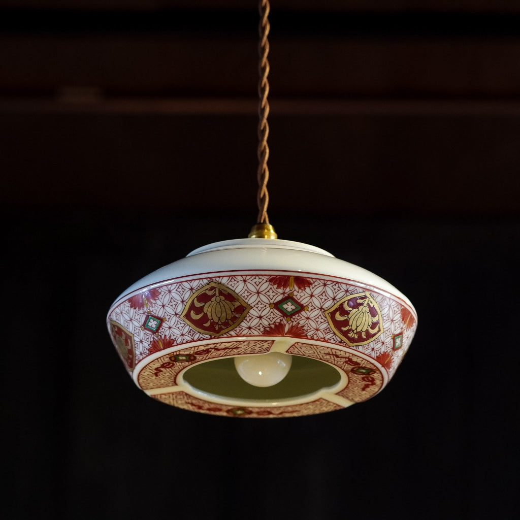 ヴィンテージ　有田焼　花鳥風月　金彩　色絵　テーブルランプ　ライト ヴィンテージ 有田焼 花鳥風月 金彩 色絵 テーブルランプ ライト