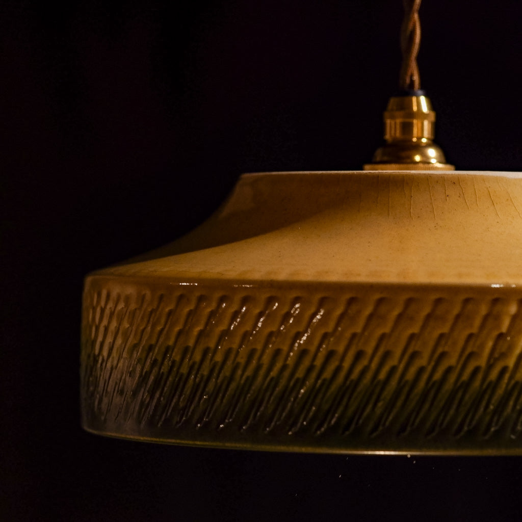 作地未詳｜小鹿田焼?｜緑・ベージュ｜鉢｜ペンダントライト