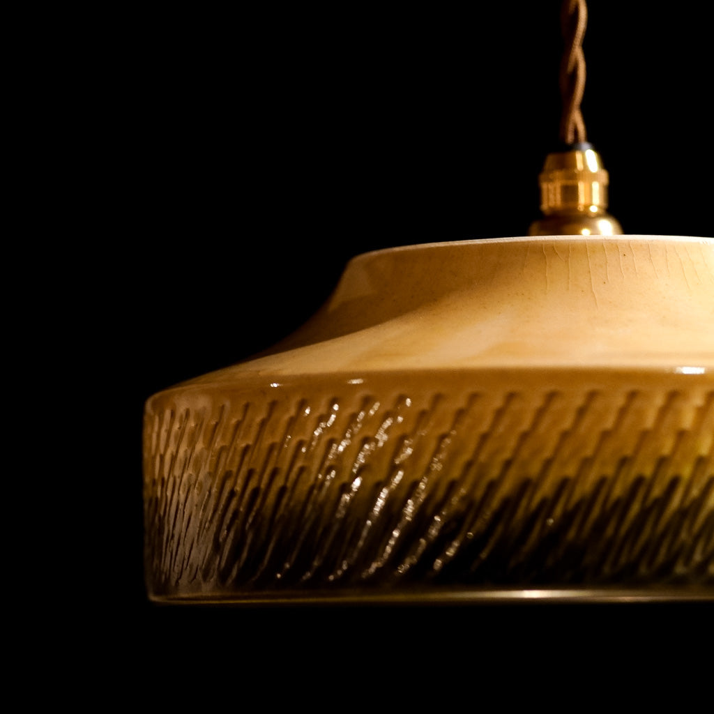 作地未詳｜小鹿田焼?｜緑・ベージュ｜鉢｜ペンダントライト