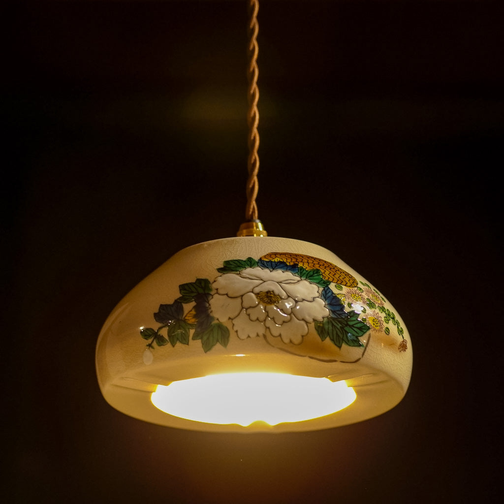 作地未詳｜九谷焼｜菊｜貫入｜ペンダントライト