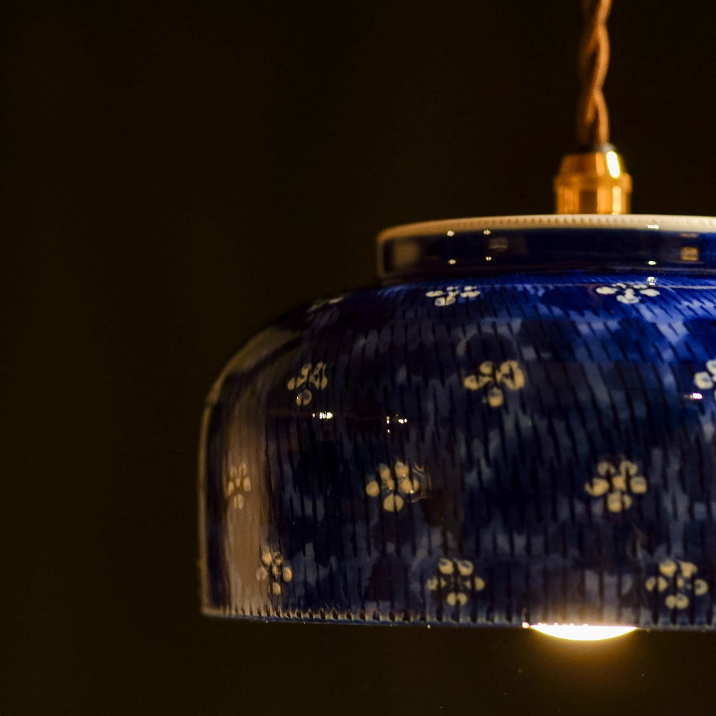 作地未詳｜有田焼｜祥｜染付｜ペンダントライト