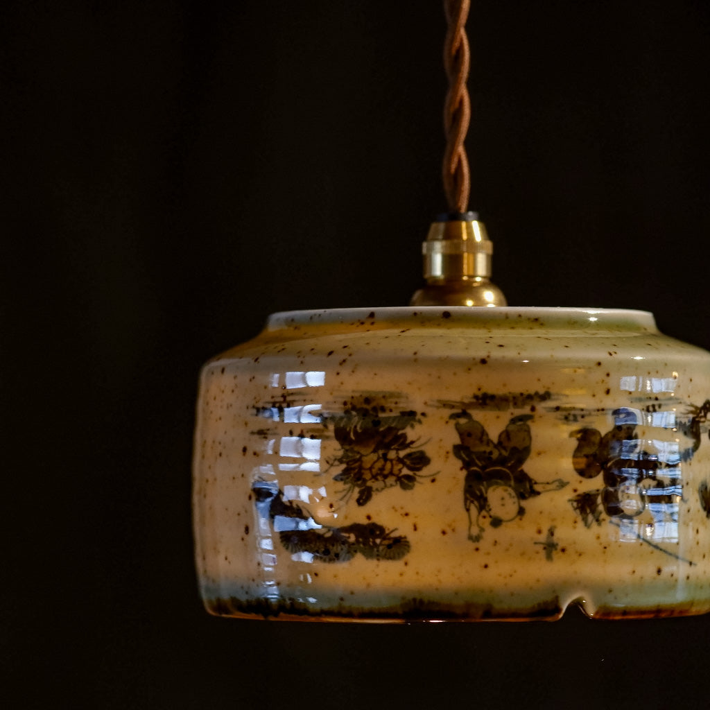作地未詳｜唐子｜緑味・釉薬｜ペンダントライト