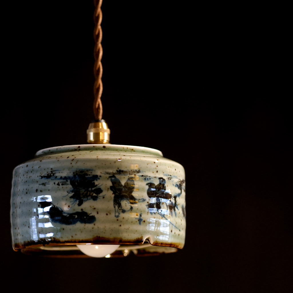 作地未詳｜唐子｜緑味・釉薬｜ペンダントライト