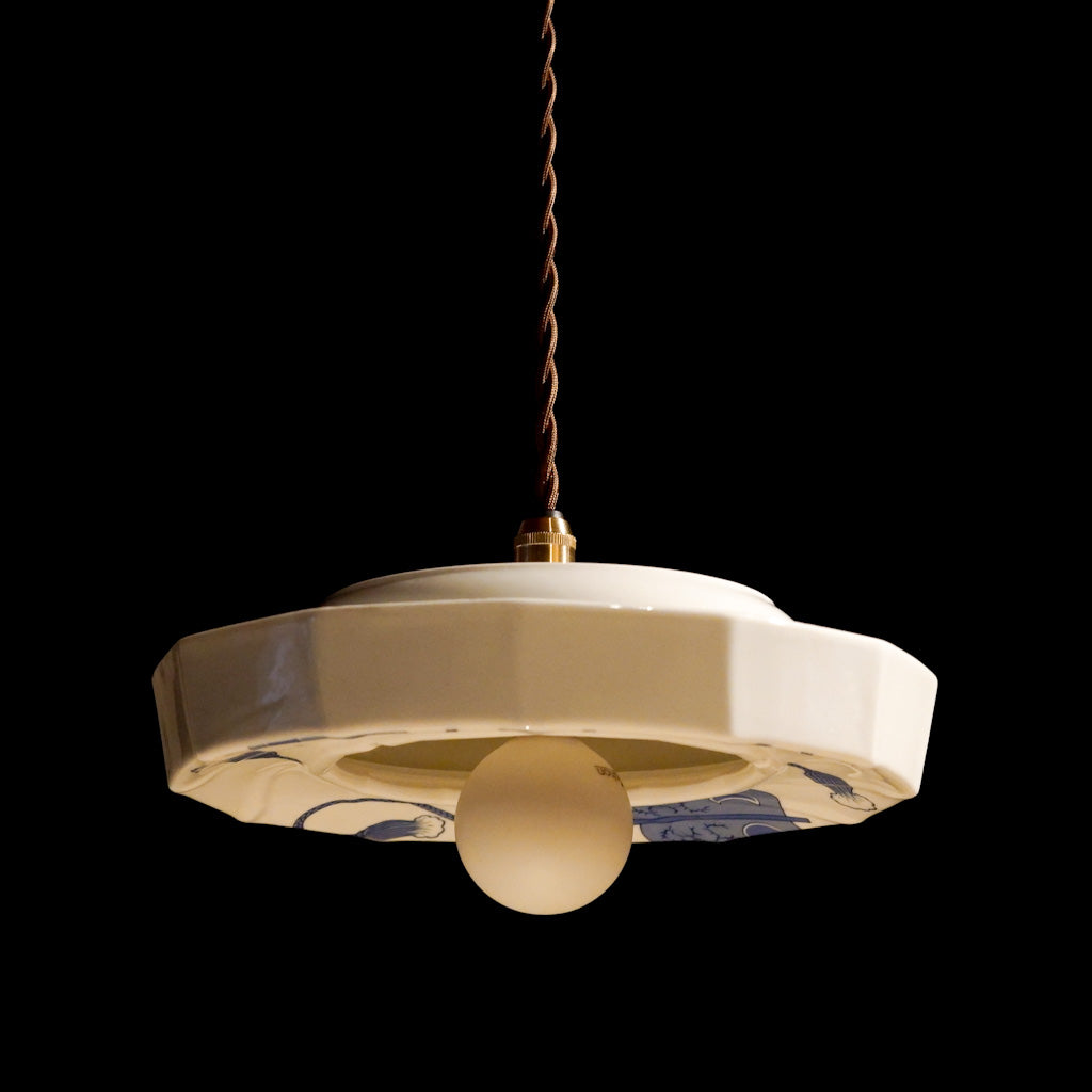 作地未詳｜軍配｜白磁｜ペンダントライト