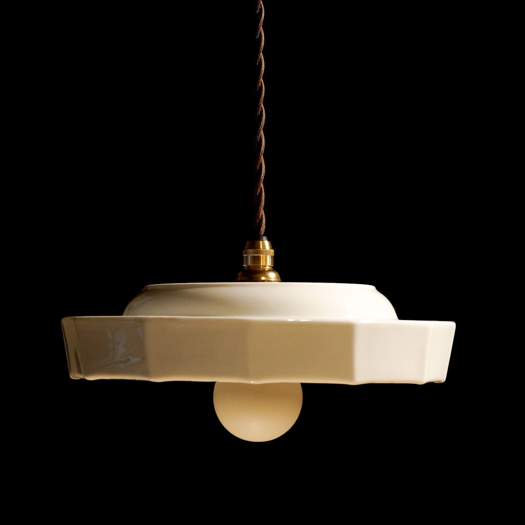 作地未詳｜軍配｜白磁｜ペンダントライト