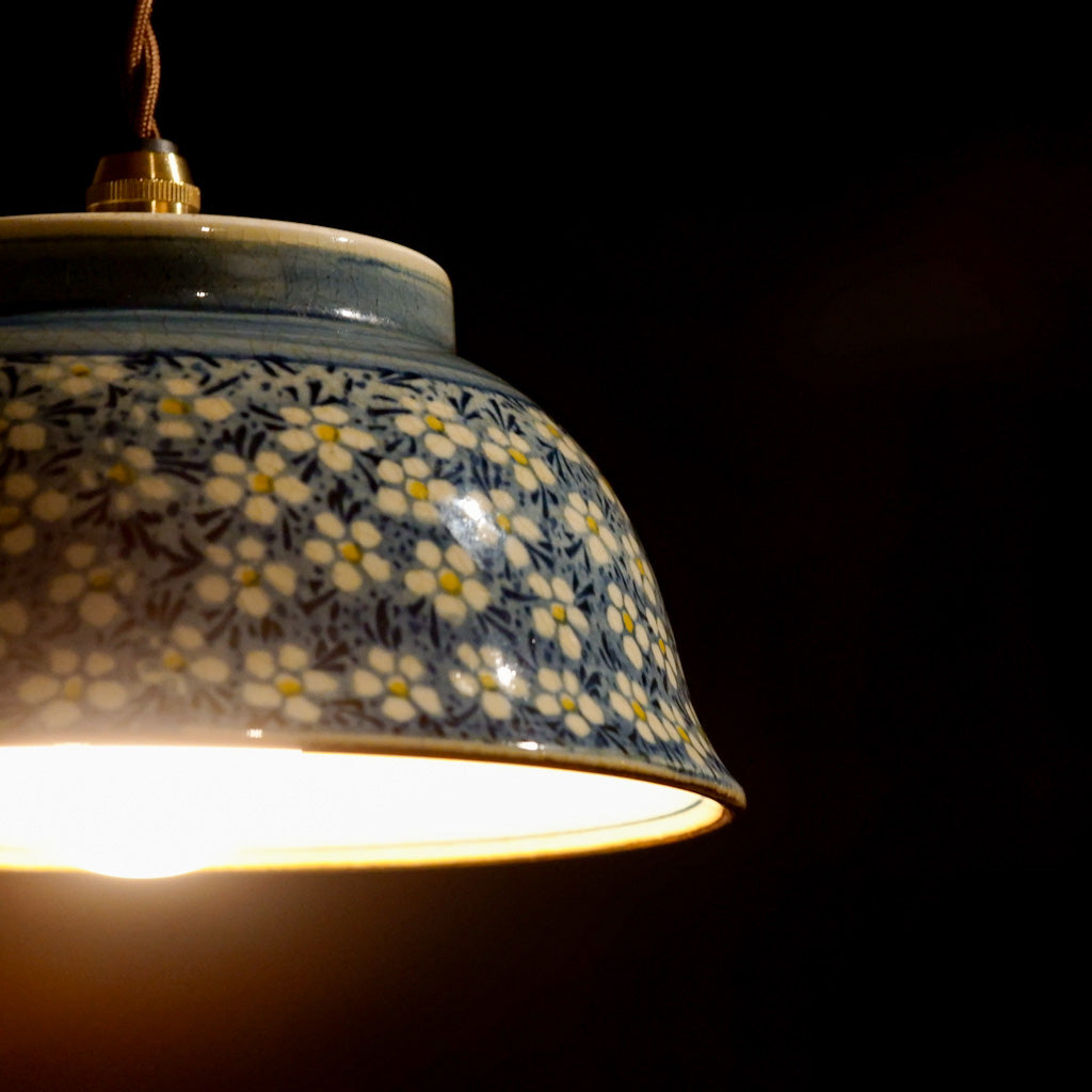 美濃焼｜貫入｜小花｜ペンダントライト