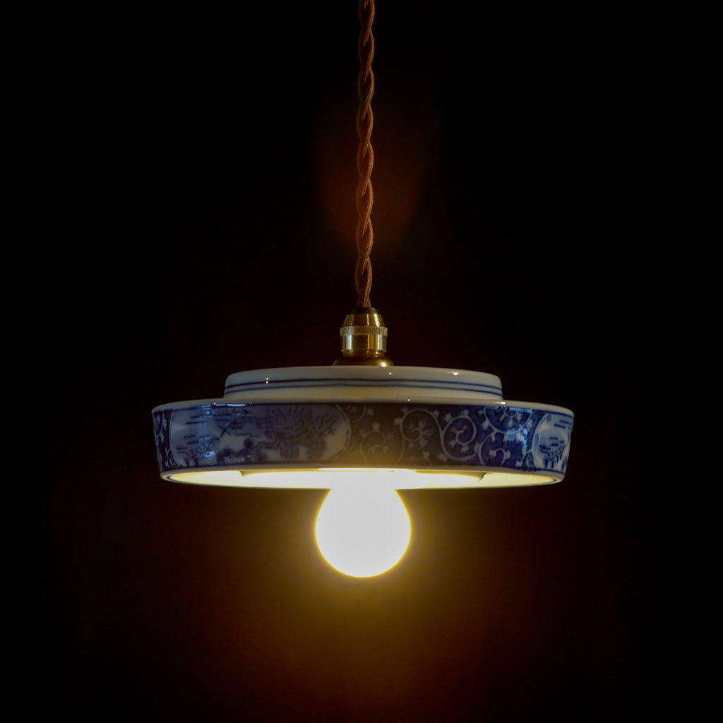 有田焼｜竜右ェ門｜唐草｜染付｜ペンダントライト