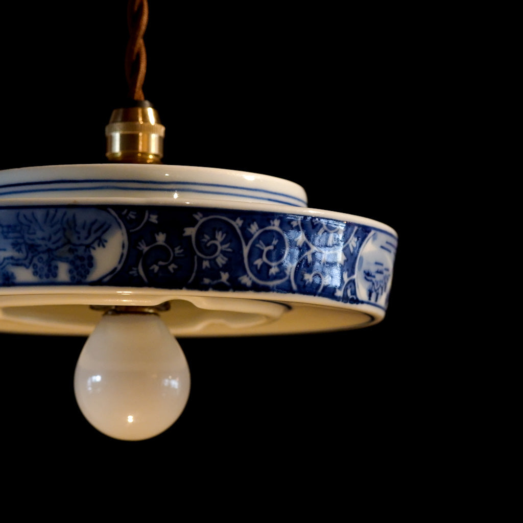 有田焼｜竜右ェ門｜唐草｜染付｜ペンダントライト