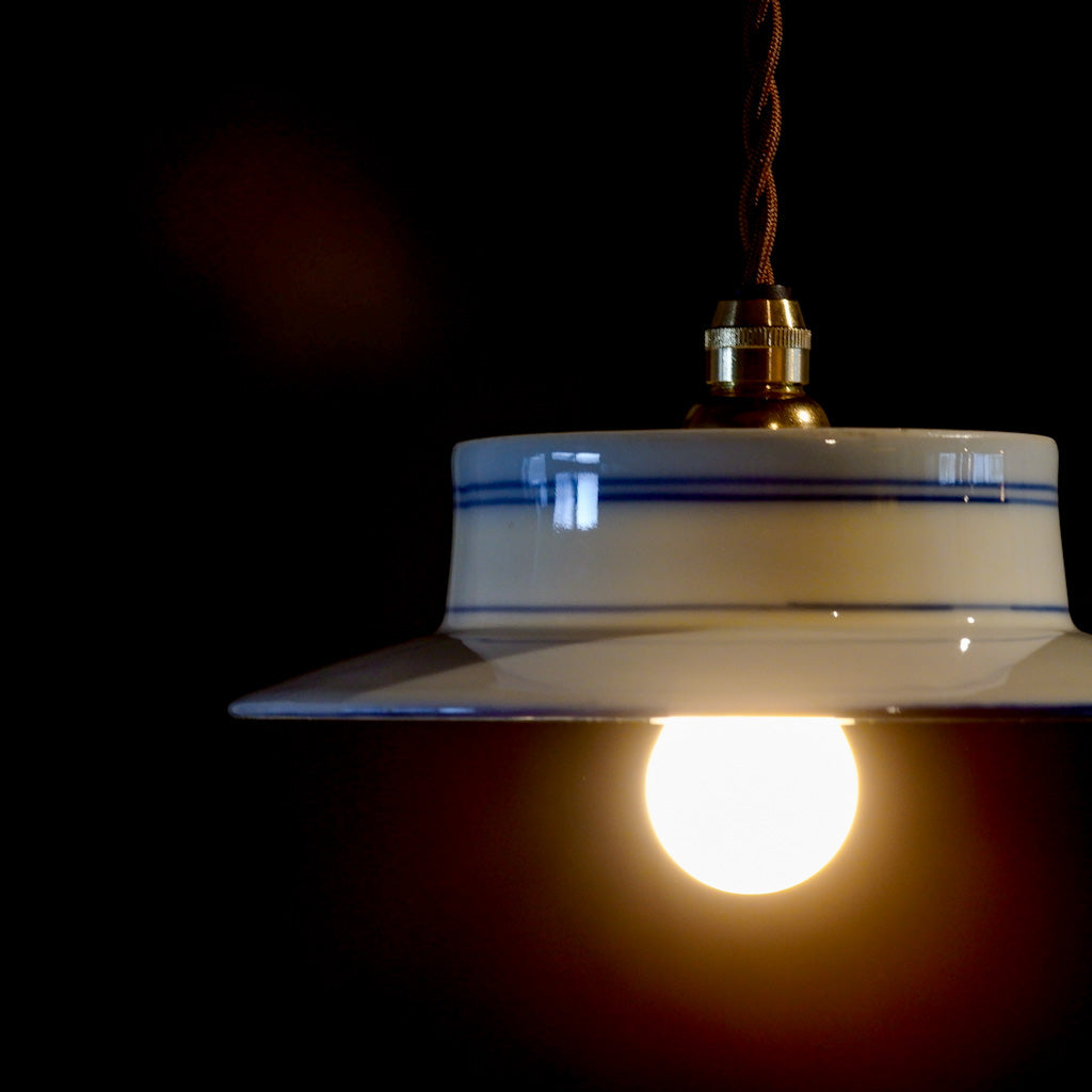 鍋島焼｜唐子｜白磁｜ペンダントライト