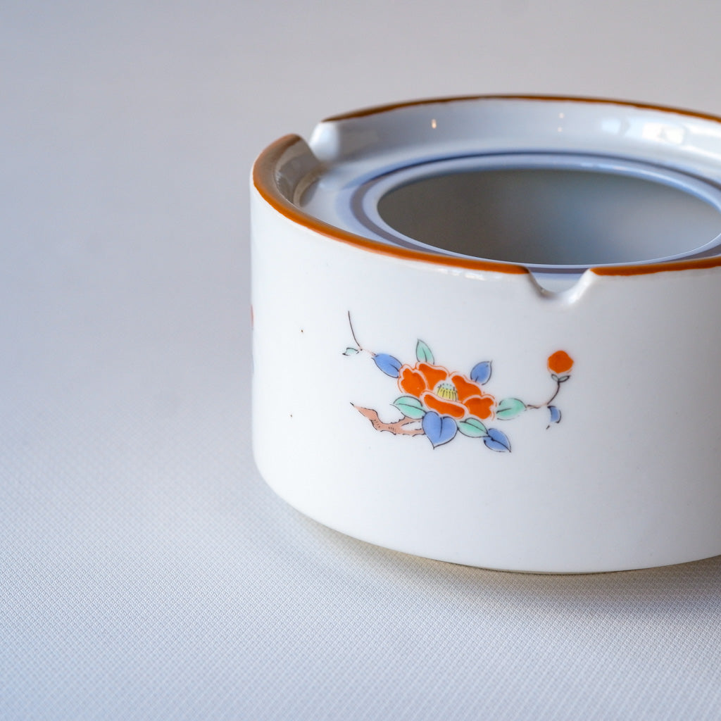 作地未詳｜椿｜白磁｜ペンダントライト