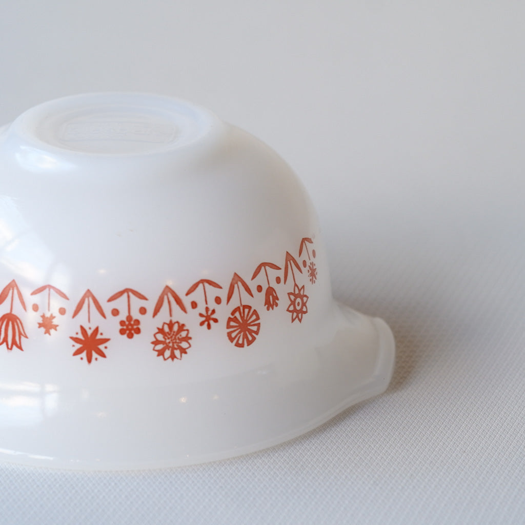 GLASBAKE｜キャセロール｜ミルクガラス｜赤｜ペンダントライト