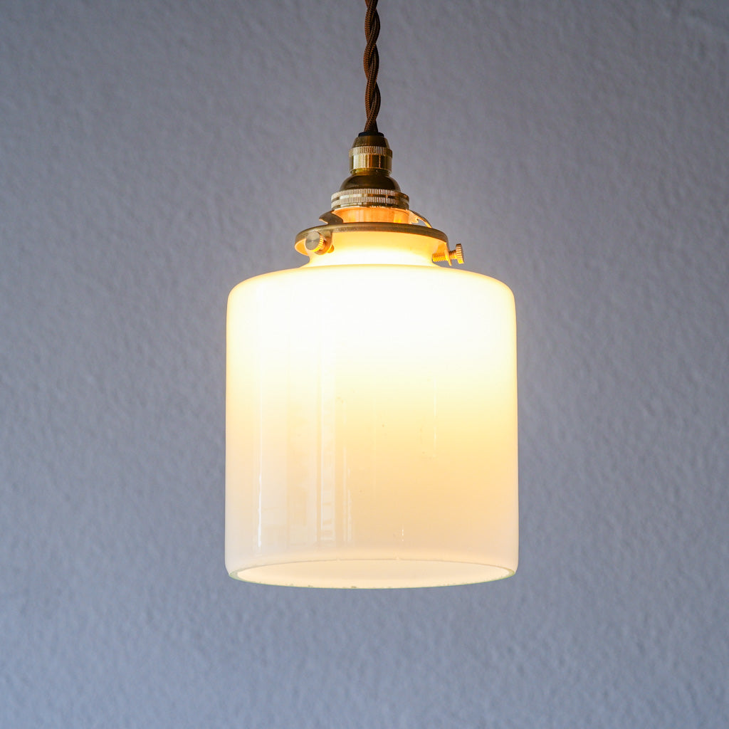 作地未詳｜ミルクガラス｜リユース｜ビンテージ｜ペンダントライト