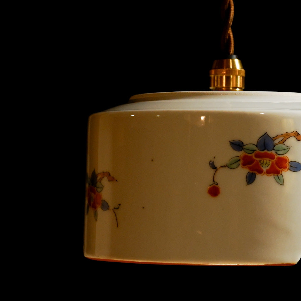 作地未詳｜椿｜白磁｜ペンダントライト