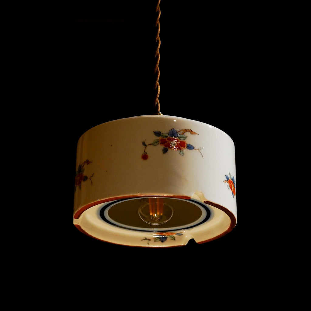 作地未詳｜椿｜白磁｜ペンダントライト